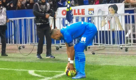 早报：上海双雄末轮争冠？这集我看过……