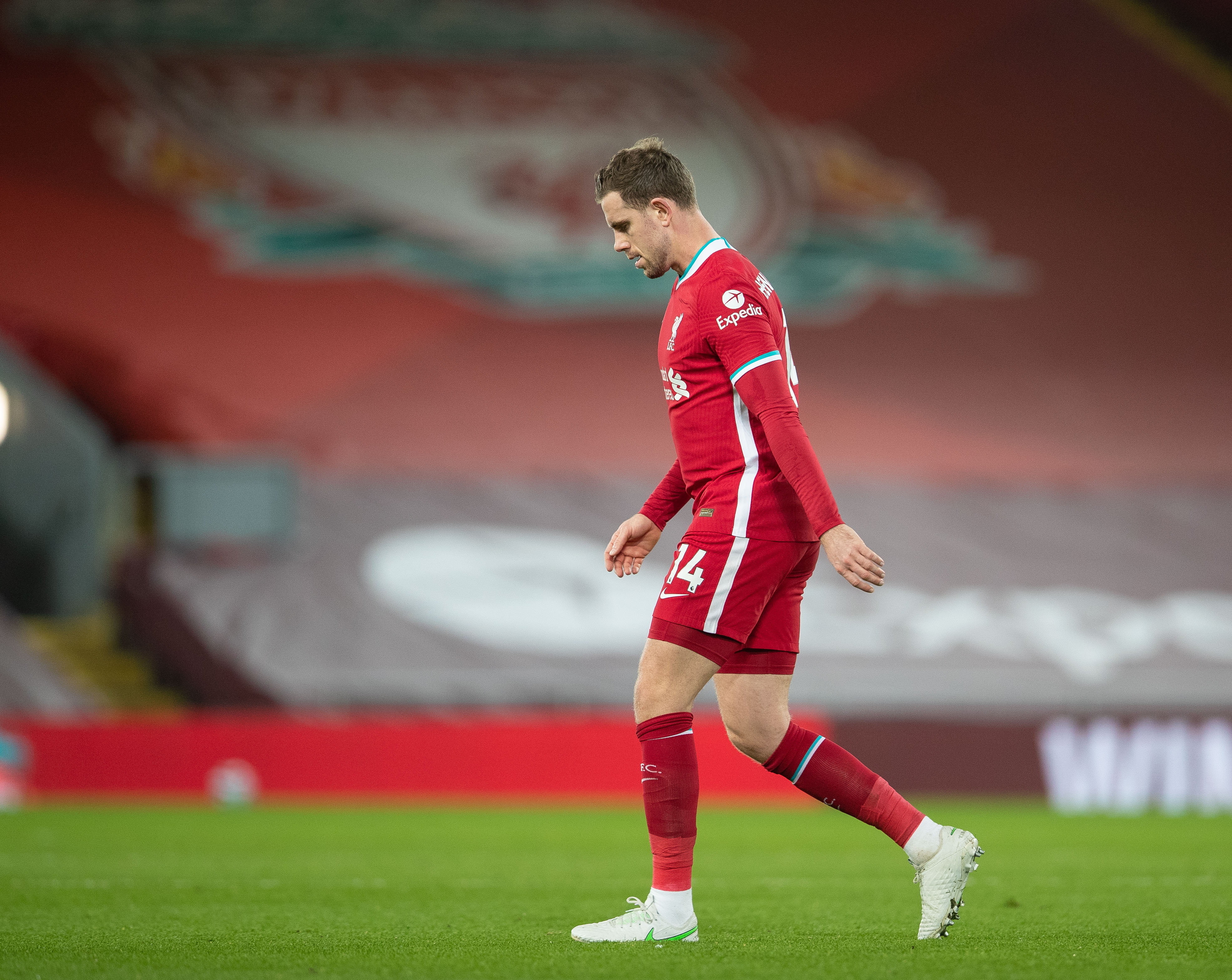 切尔西名宿：为了名气帕尔默或许可转会皇马，但他需要三思而后行（切尔西名宿称：帕尔默为名气或可转投皇马，但应谨慎抉择）