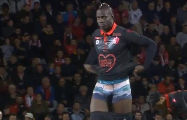 火箭哈登连续三场得分30+（哈登为火箭已连砍三场30+得分）