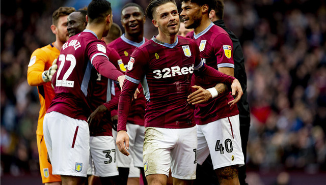 曼联接洽英超中场跑不死，或替代巴莱巴成目标！切尔西已直接问价（曼联接触英超铁肺型中场，或改以其取代巴莱巴为引援目标；切尔西已直接询价）