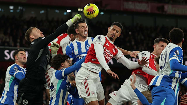 TA：此前弗兰克最大优势在于战术灵活性，但如今却成了短板（TA：弗兰克昔日以战术多变见长，如今却成了软肋）