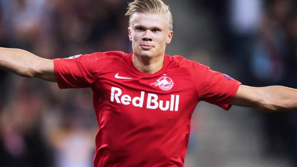 成都混团中国香港队VS日本队，全场高喊香港队加油#国乒（成都混合团体赛：中国香港队对阵日本队，全场齐声高呼“香港队加油”#国乒）