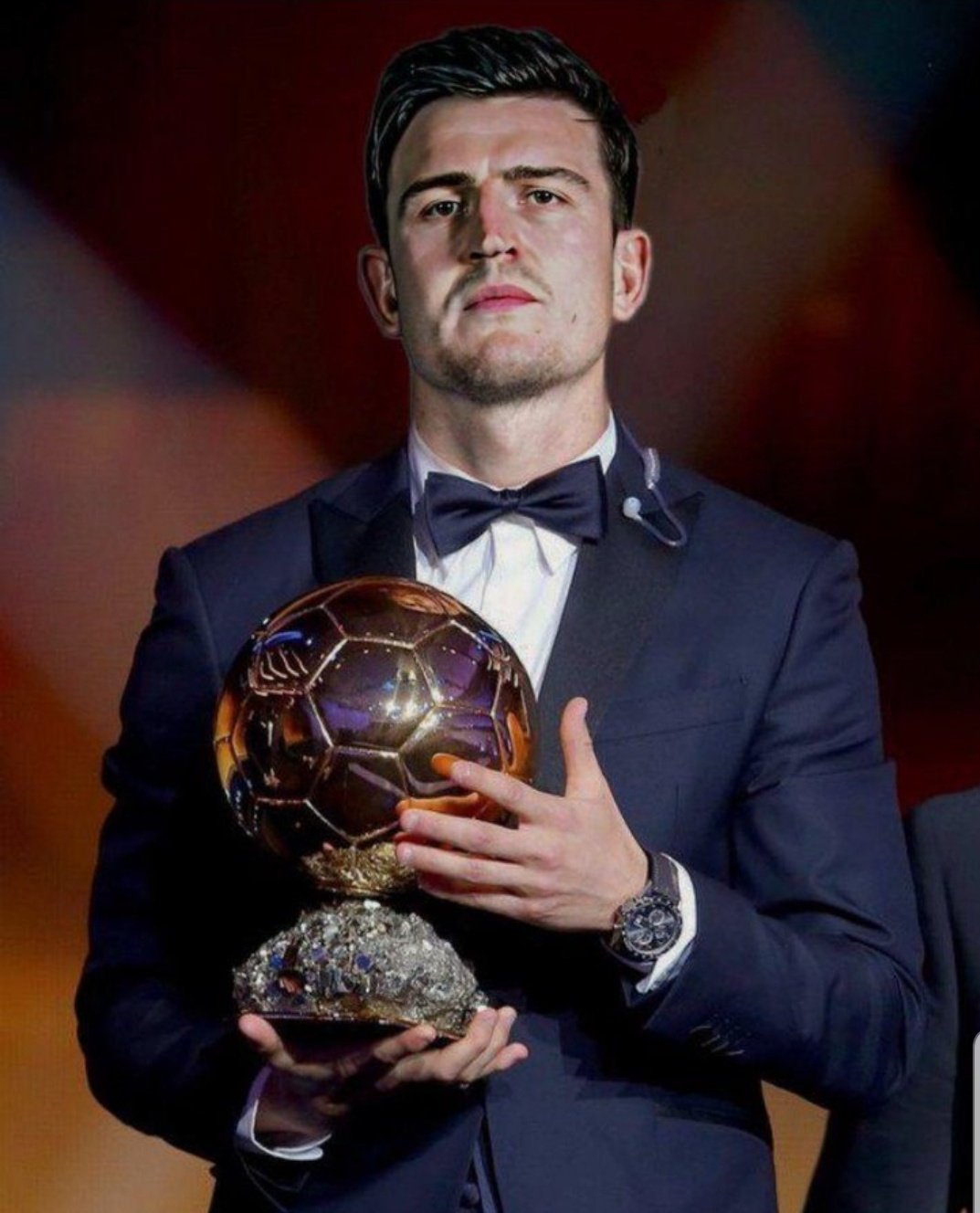 佩雷拉：离开曼联时我不想和滕哈格谈话，我想踢更多比赛（佩雷拉：告别曼联时不愿与滕哈格交流，只想获得更多出场机会）