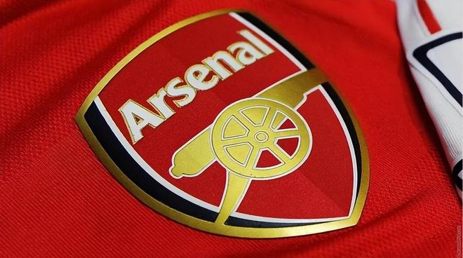 海牛祝贺重庆铜梁龙冲超：愿贵部在2026赛季中超中争创佳绩（海牛恭贺重庆铜梁龙升入中超，预祝贵队2026赛季再创佳绩）